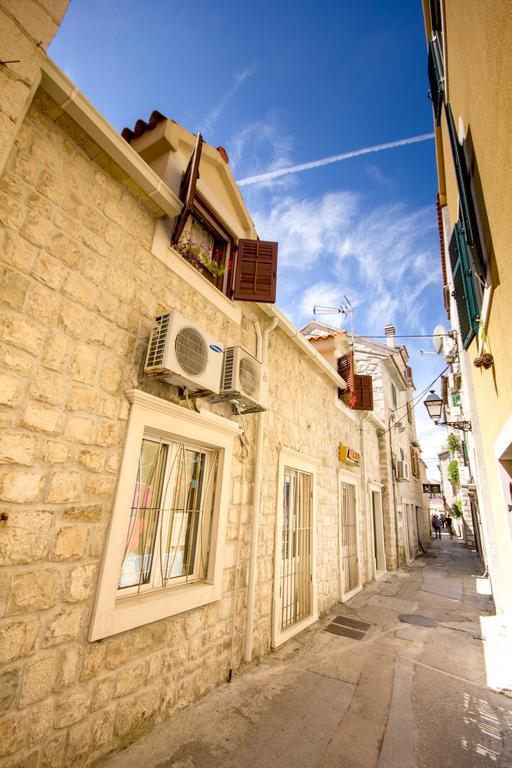 Apartment Niko Kastel Stari Kaštela Δωμάτιο φωτογραφία