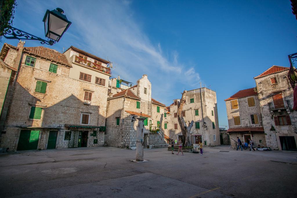 Apartment Niko Kastel Stari Kaštela Δωμάτιο φωτογραφία